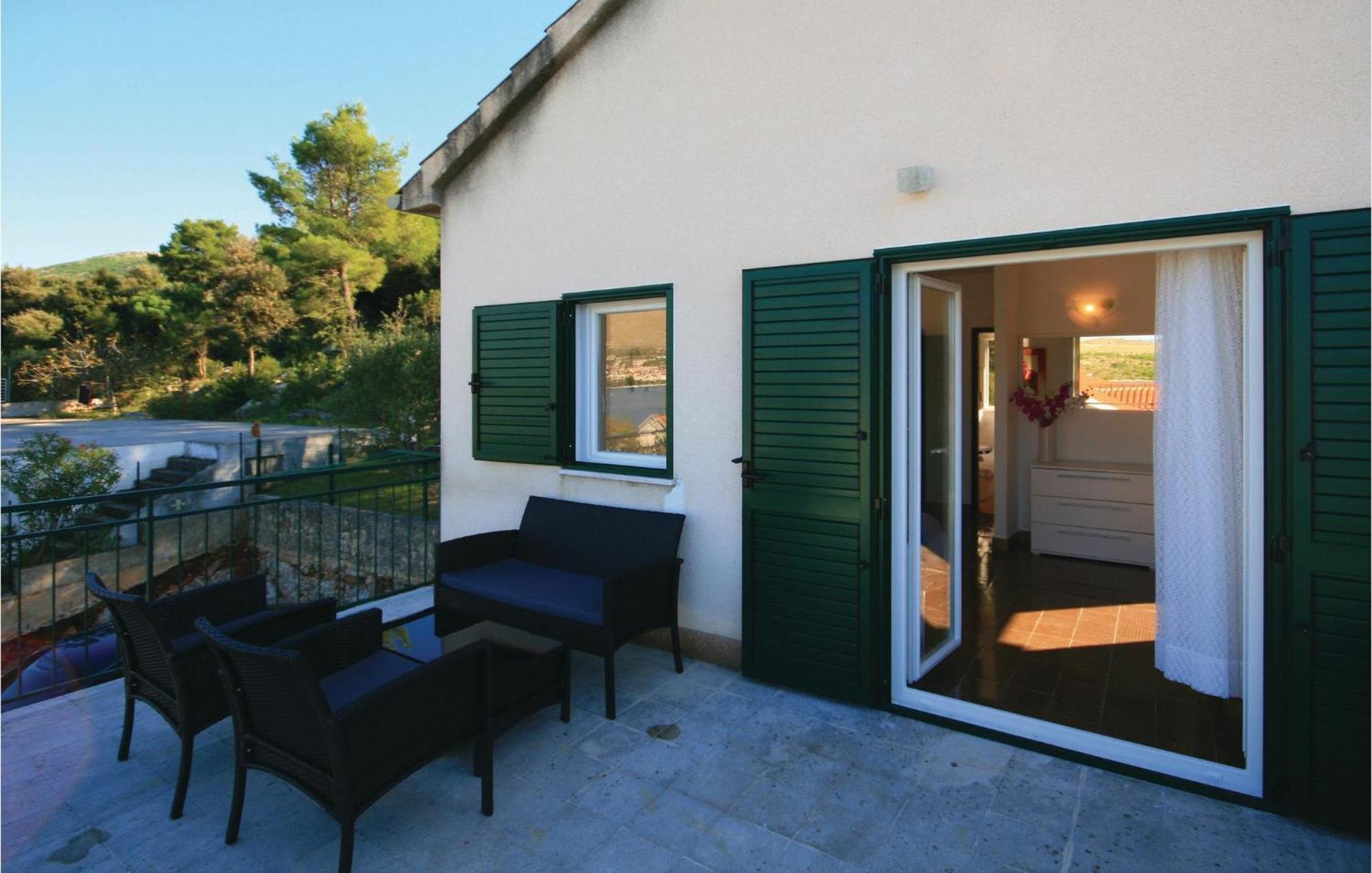 2 Bedroom Beautiful Home In Sparadici Grebastica Exterior photo